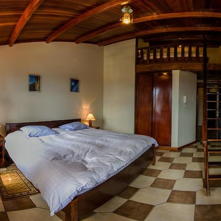 Hotel Santa Cruz ワラス エクステリア 写真