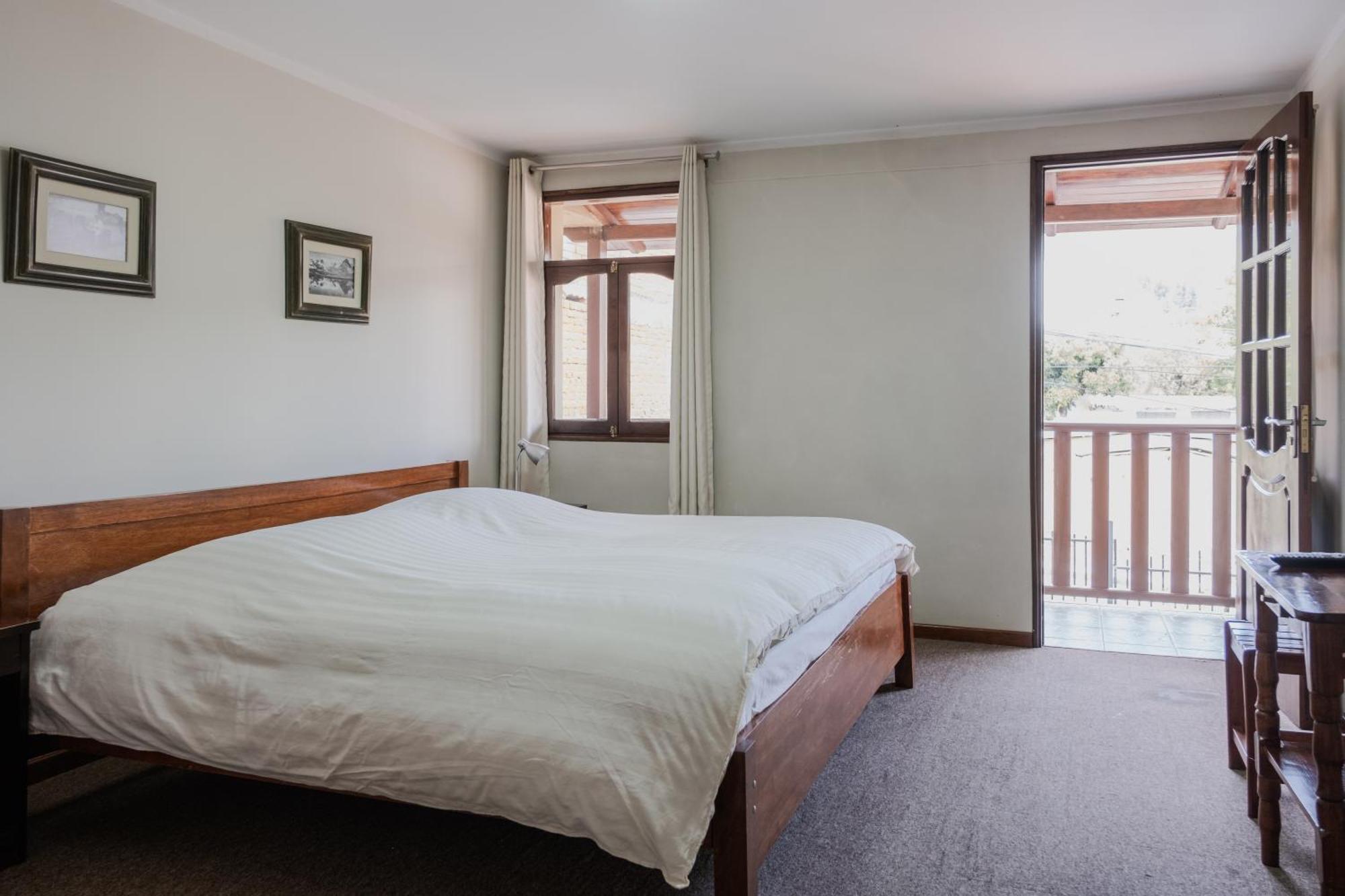 Hotel Santa Cruz ワラス エクステリア 写真