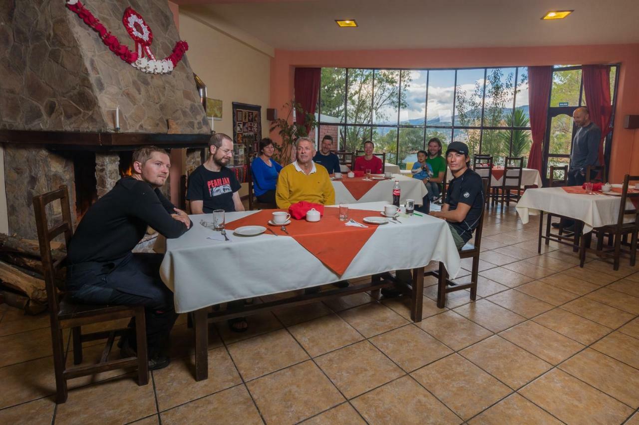 Hotel Santa Cruz ワラス エクステリア 写真